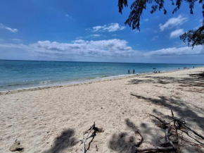 4Beds- Beachfront Bungalow